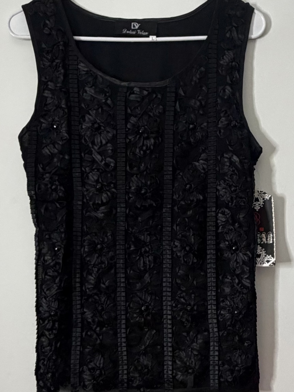 Black Floral Appliqué Tank Top